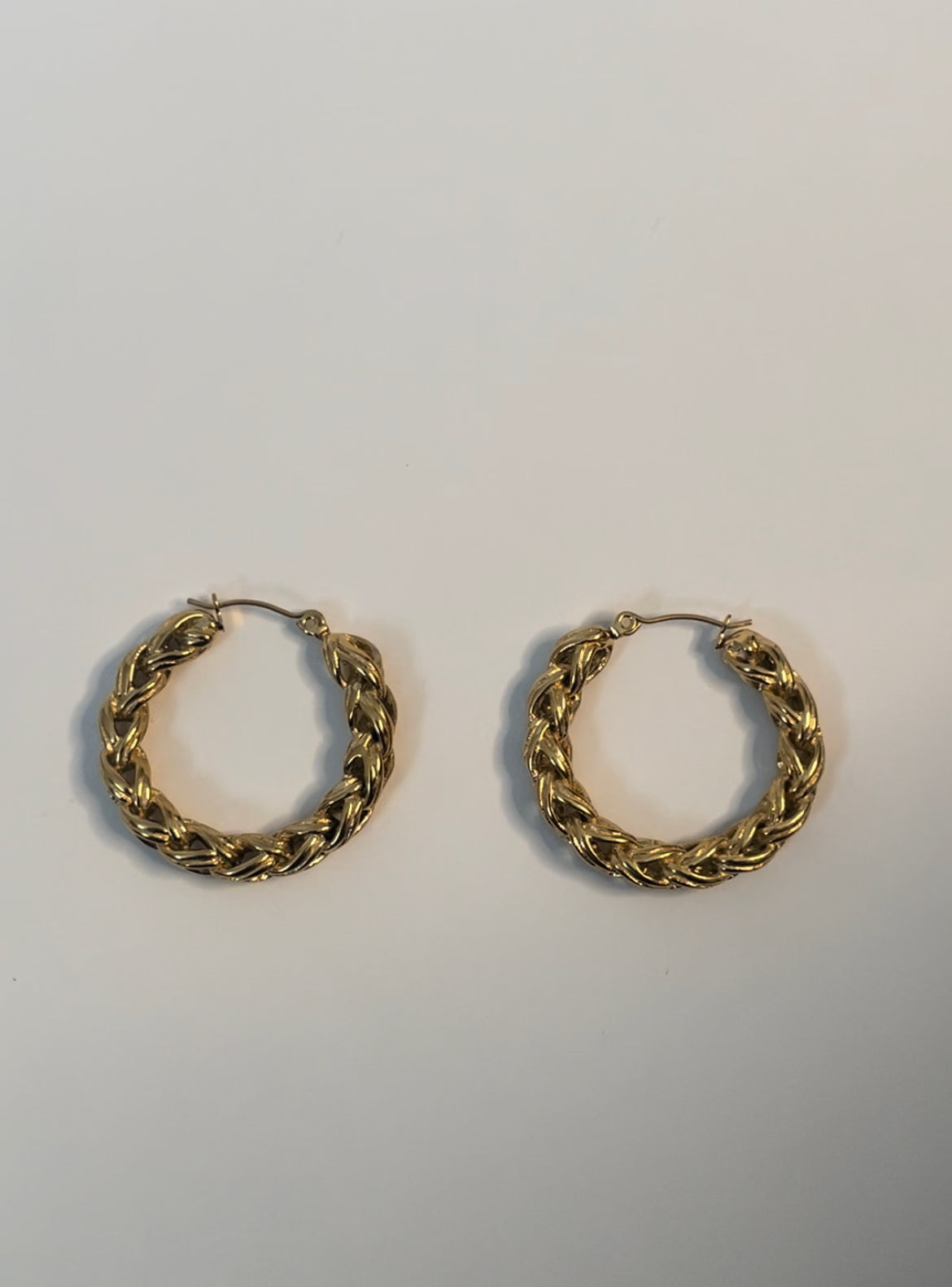 The Hiraya Hoops | 18k gold plated